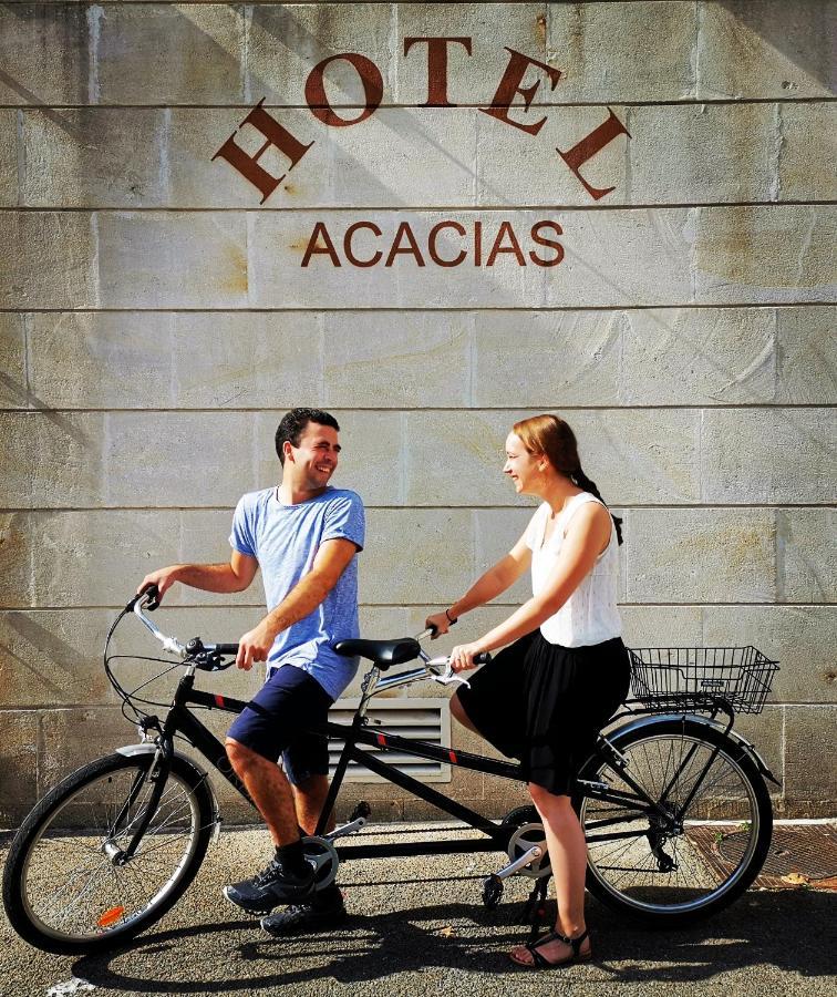 Brit Hotel Acacias Arles Bagian luar foto